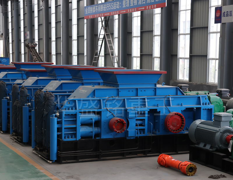 石英砂液壓數(shù)控對輥制砂機價格 石英砂液壓數(shù)控對輥制砂機價格